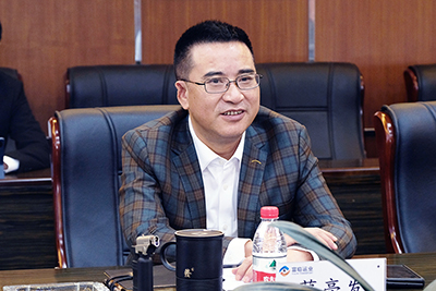 E:2023.1010.8行政：东风柳汽副总经理林长波到v8哈希游戏运业互换座谈官网20231008-01-蔡.jpg