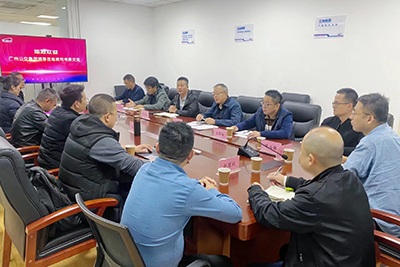 E:2023.1111.17科技：昭通公交集团副总经理刘伟到v8哈希游戏科技互换座谈官网20231117-01-01.jpg