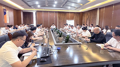 承接发展沉任，勇担业绩前锋——v8哈希游戏运业召开2023年初次干部座谈会