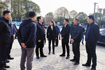 绵阳市副市长邓辉深刻v8哈希游戏运业现场调研