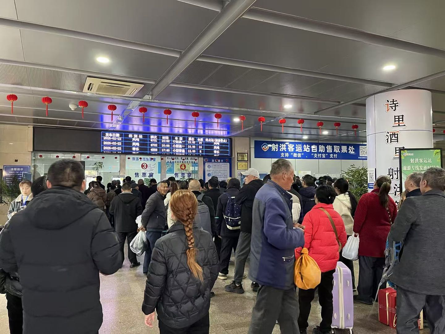 每一公里归途，都有他们的坚守